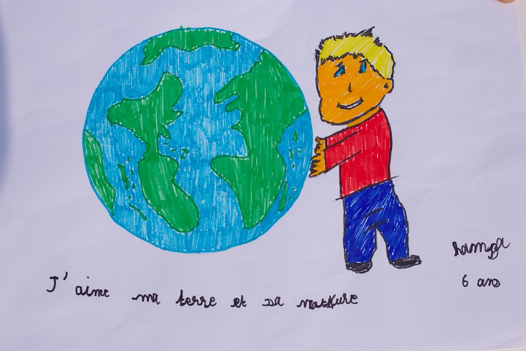 Les œuvres des enfants de Combs la Ville pour la nature
