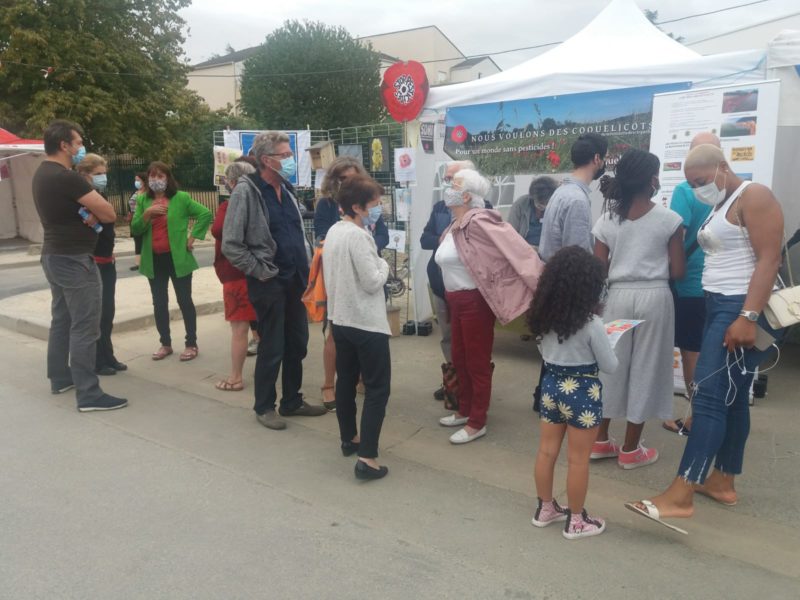 Les coquelicombs étaient présents au forum des associations de Combs La Ville